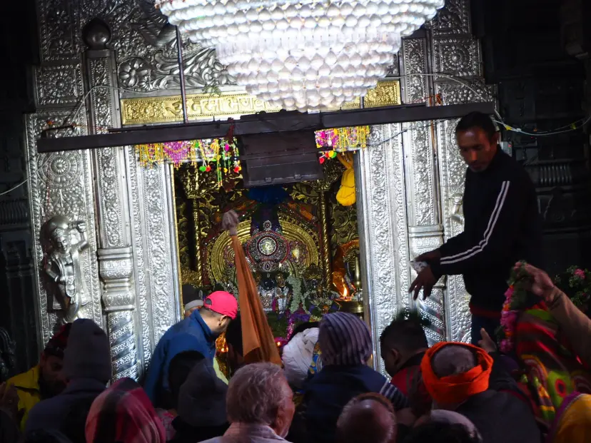 Badrinath God, Idol, and Sacred Darshan - Featured Image