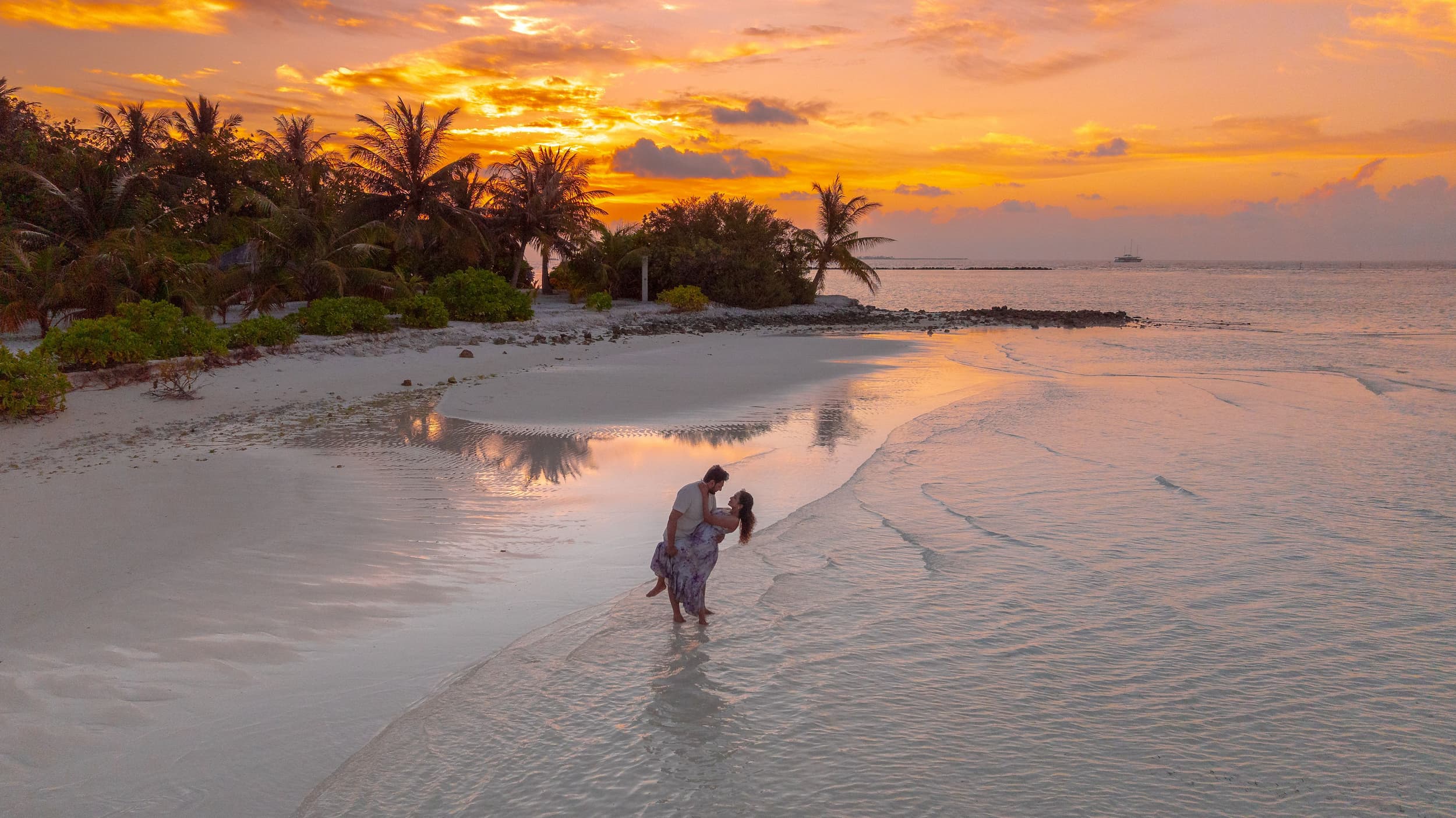 Why visit Kerala for Honeymoon