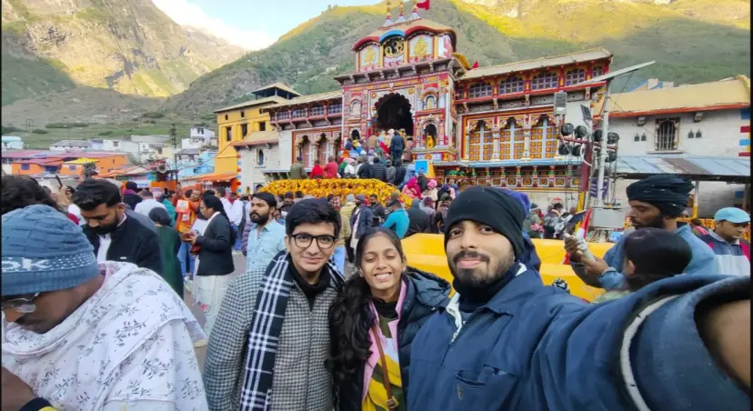 Do Dham Yatra by Helicopter